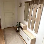 Cozy Centre *