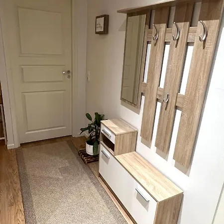 Cozy Centre *